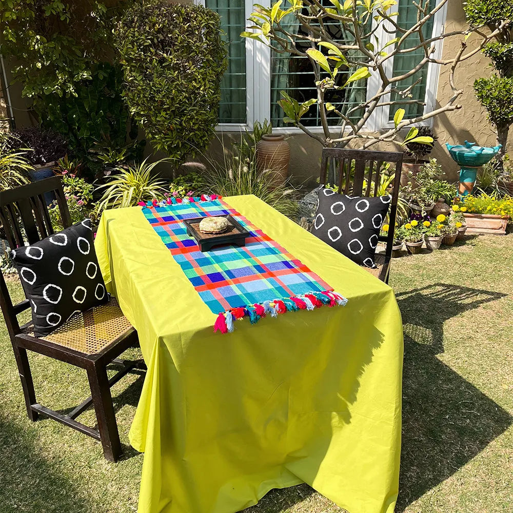 Mezbaan Blue Zari Table Mats Price in Pakistan