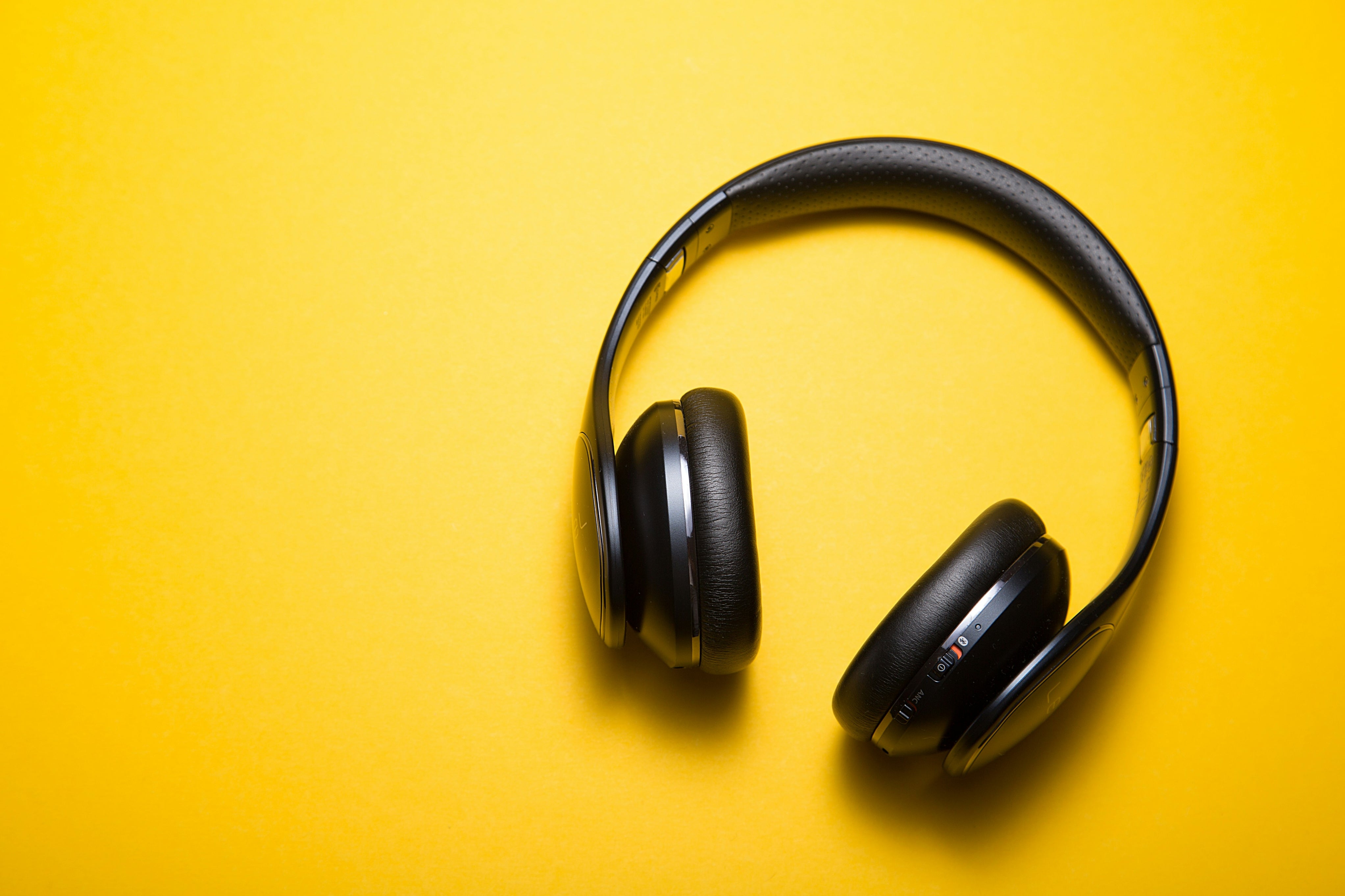 How To Connect Bluetooth Headphones (Android, iOS, Windows, MAC, & Consoles)