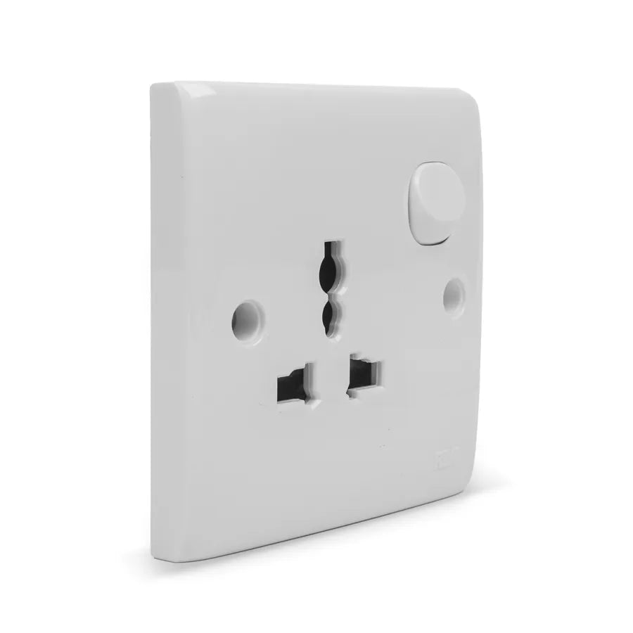Riva 3 Pin International Switched Socket (13 Amp) Secondary image