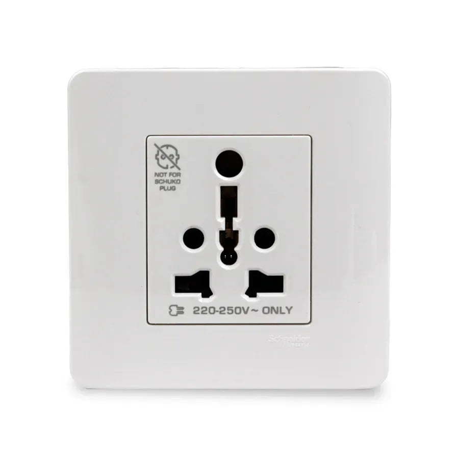 Zencelo 1 Gang International Socket With Shutter Secondary image