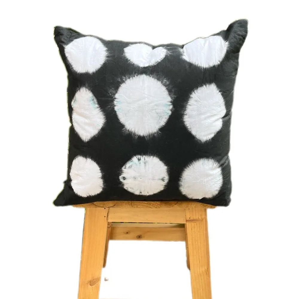 Bandhni Black Circle Secondary image