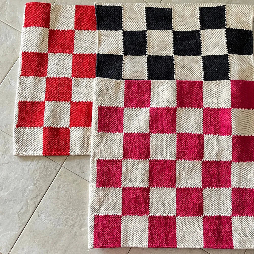 Checkmate Red Secondary image