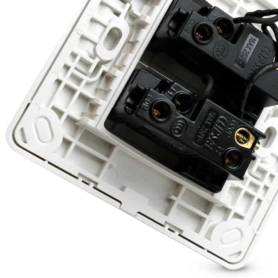 zencelo flat double pole switch Price in Pakistan