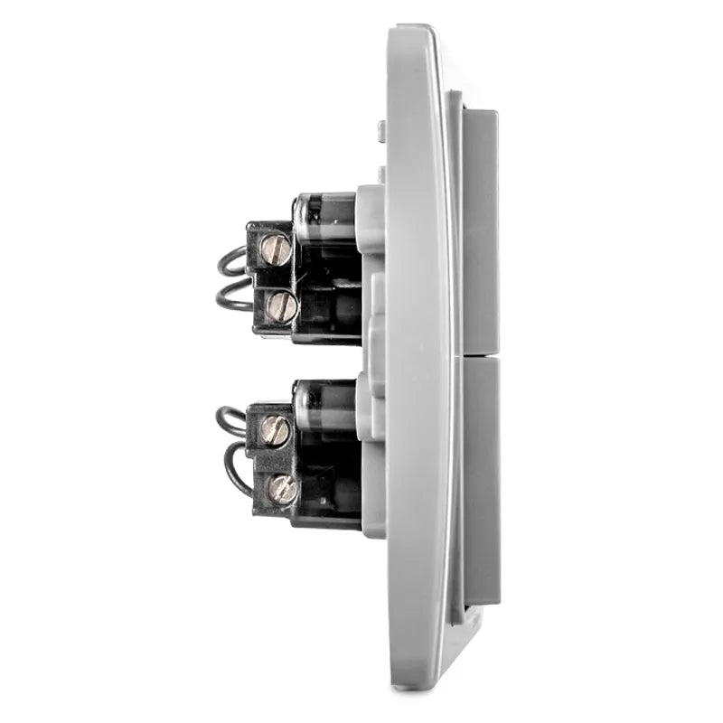 zencelo tv outlet Price in Pakistan