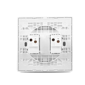 zencelo 3 pin flat socket Price in Pakistan