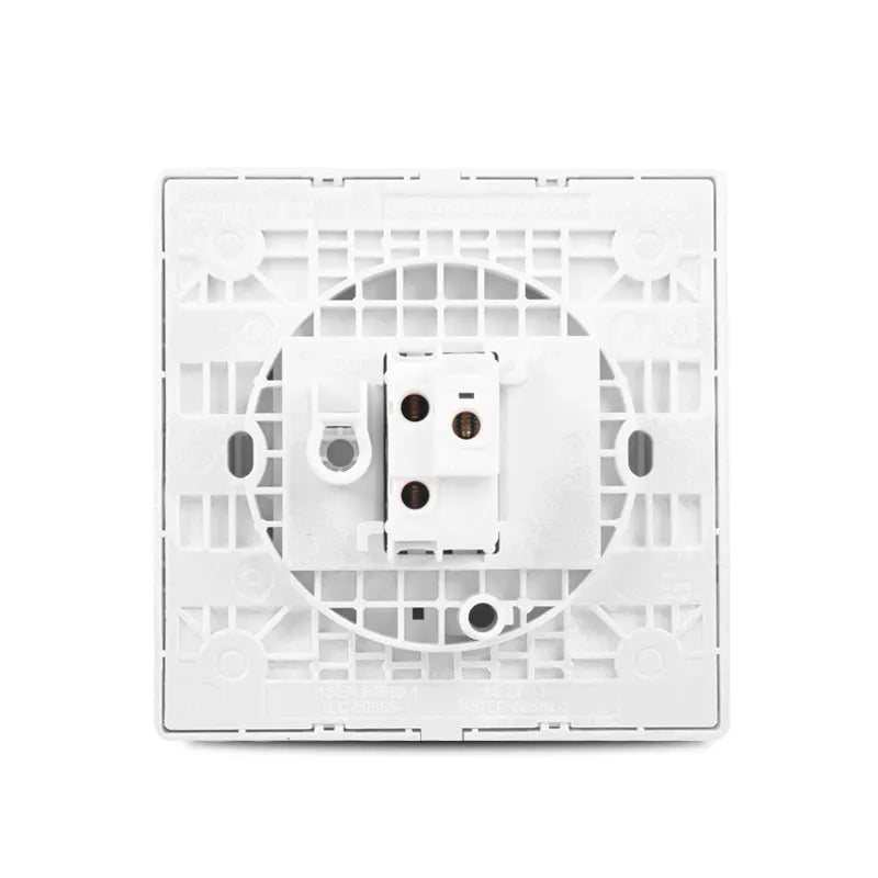 zencelo 3 pin socket Price in Pakistan