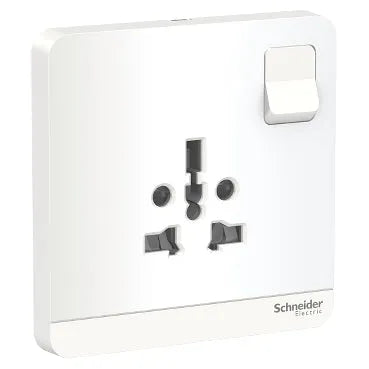 AvatarOn International Socket White Price in Pakistan