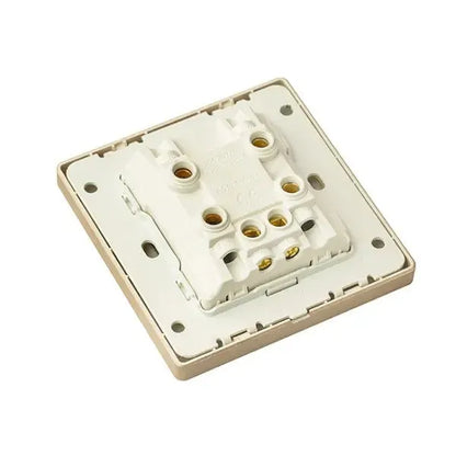 Clopal ARC Light Plug Sw + Extra Soc Price in Pakistan