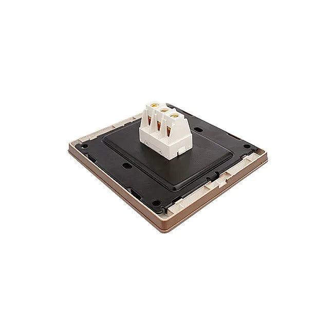 Clopal Pro7 5 switch + 1 socket Outlet Price in Pakistan