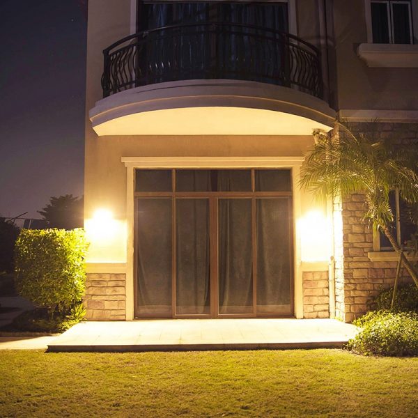 Coarts Solar Wall Light Price in Pakistan