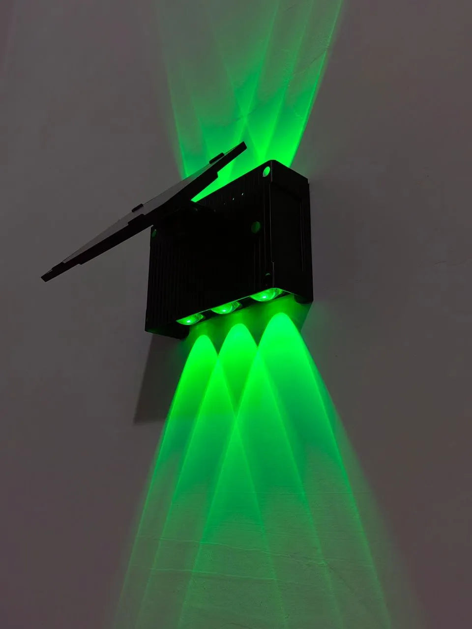 Coarts 200w Hybrid Flood Light Price in Pakistan Main image