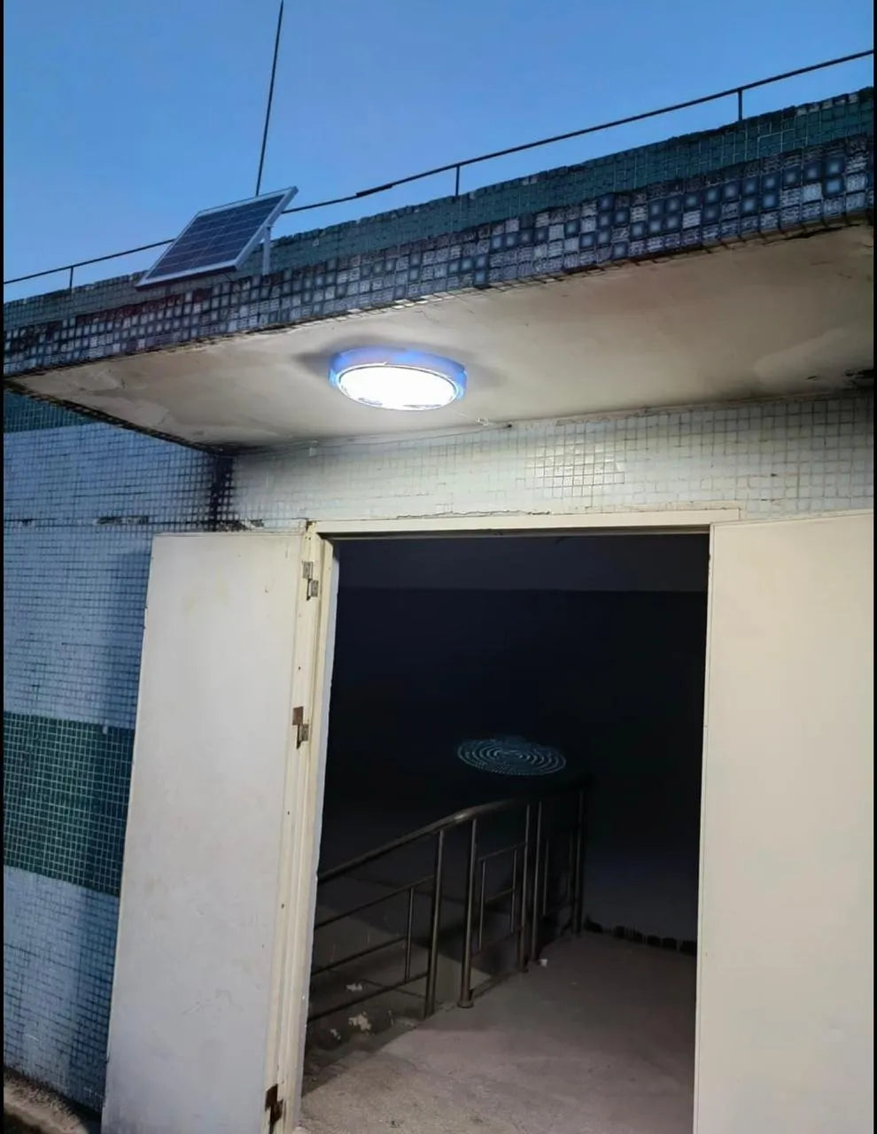 Coarts 600w Abs Solar Street Light Price in Pakistan