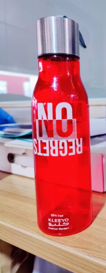 Kleeyo Sport Bottle Red Price in Pakistan