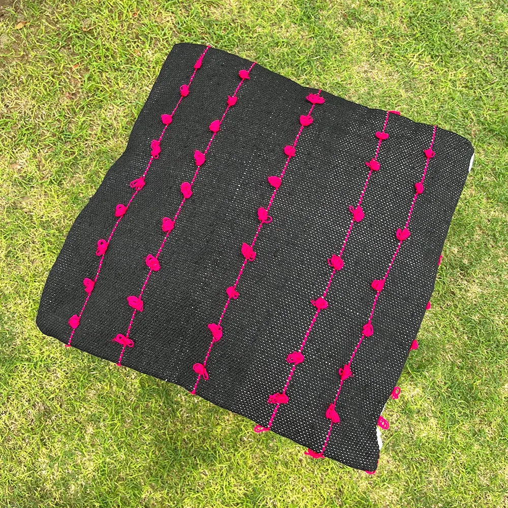 Meethi Boondi Black & Pink Secondary image