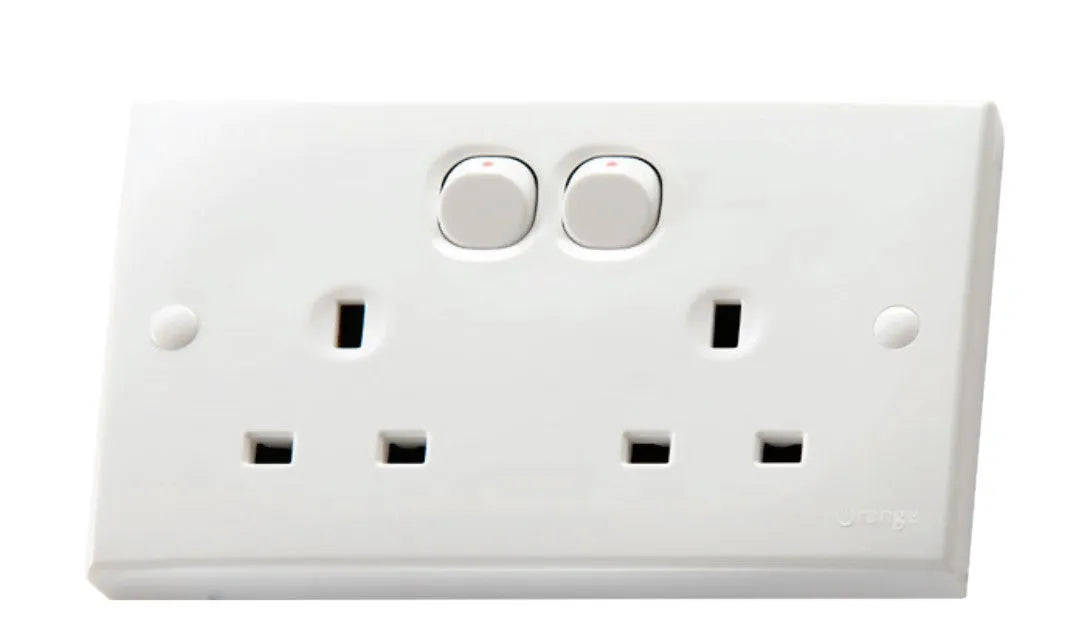 himel hrt16 blade type fuse Price in Pakistan Main image
