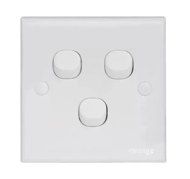 himel hrt18 fuse holder Price in Pakistan Main image
