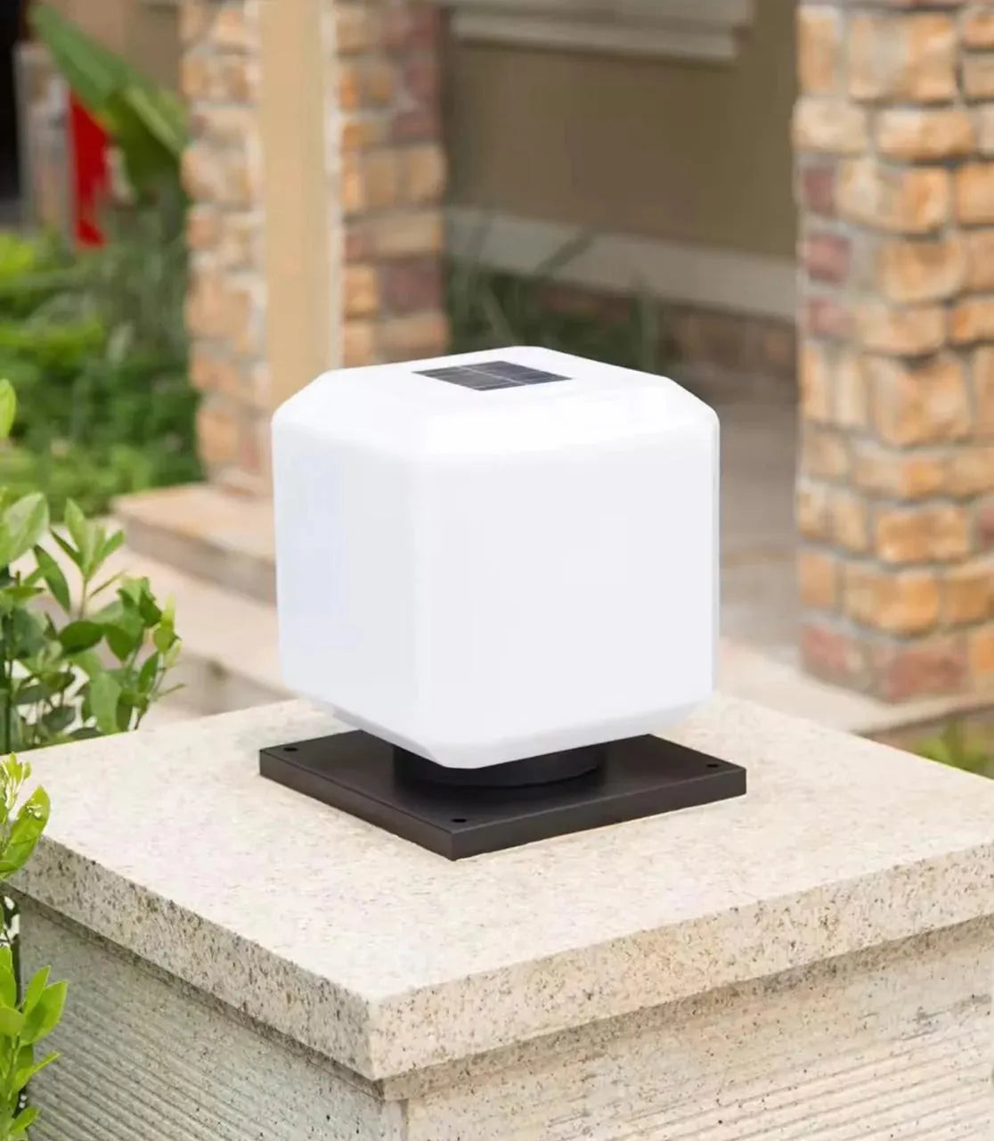 Solar Cube Shaped Light 